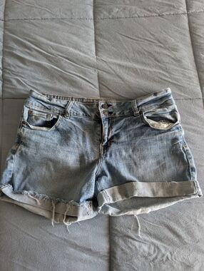 Delia*s jean Shorts